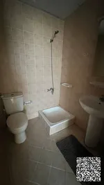 Apartment with 2 bedrooms and living room, high floor, open view with balcony, Garden City Towers. : Image 6