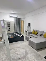 استديو للايجار الشهري : Image 3