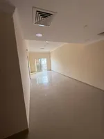 غرفه وصاله اول ساكن الجرف 3 تاور جديد ايجار سنوى بعجمان : Image 1