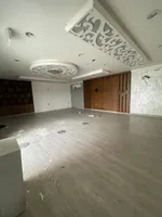 🔥 Commercial Villa for Rent – ​​Rare Strategic Location in Ajman 🔥  A golden opportunity for business owners and companies seeking a prime location to ensure business success 👇  🏡 Villa Details:  ✨ 17 Spacious Rooms ✨ Large Reception Area Suitable fo : Image 3