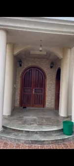 A distinctive villa for sale in Al Ghafia, Al-Riqqa suburb, with a garden view of 6500 feet - Sharjah : Image 2