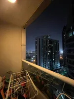 ب 435 الف درهم فقط شقة غرفة و صالة للبيع في ابراج الاورينت مساحة واسعة اطلالة مفتوحة الخور : Image 5