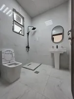 شقة للإيجار ابو ظبي مدينة الرياض
رقم التواصل 0589147140                                         تتكون من 
2غرفتين 
1صالة 
مطبخ
2دورات مياة 
يتوفر في الموقع جميع خدمات 
شامل فواتير الموية الكهرباء النيت 
للإيجار سنوي 34الف : Image 6