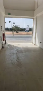 💎 عقار استثماري فريد أمام قصر الشيخ – زاوية على شارع رئيسي استثمر في بناية حديثة أول ساكن بموقع استراتيجي بعائد مضمون 9.1%. : Image 8