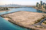 أرض استثمارية نادرة على الواجهة البحرية مباشرة  الممزر – الشارقة : Image 3