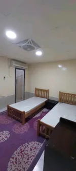 استوديو أرضي مفروش للايجار من المالك مباشرة، الدفع شهري شامل الانترنت والصرف الصحي، الكهرباء والماء على حسب العداد على المستأجر
0507251344 : Image 3