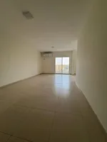 أشيك وأفخم شقة ثلاث غرف وصالة بمنطقة المجاز 2 اطلالة على شارع الوحدة : Image 7