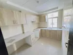 شقة للايجار السنوى فى الروضة 2 على 4 دفعات 45000 : Image 1