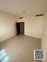 📍 للإيجار سنوي  في عجمان غرفه وصاله ببلكونه وصاله منفصله بباب 📌 الموقع: النعيميه 1 قريب شارع الكويت وقريب لمخرج دبي📍 Annual Rent in Ajman One bedroom and living room with balcony and separate living room with door 📌 Location: Al Nuaimiya 1, near Kuwa : Image 2
