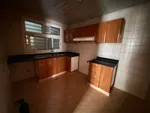 أفخم ثلاث غرف وصالة بمنطقة المجاز 3 مع اطلالة بحرية وسعر مناسب : Image 6