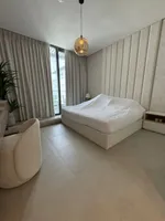 ارقى واجمل فيلا سمارت 4 غرف مفروشه بالكامل للبيع فى الشارقه : Image 4