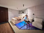 استوديو مفروش  مع مسبح : Image 8
