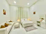 Furnished Studio : Image 2