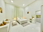 Furnished Studio : Image 7