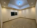 غرفتين وصاله ومطبخ وحمام بمنطقة ربدان بجوار الحديقه ومول ربدان بسعر ٦٠٠٠٠سنويا : Image 1