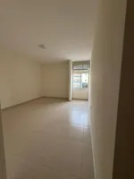 ثلاث غرف وصالة بمنطقة المجاز2 بمساحة كبيرة جدا : Image 2