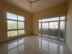 فيلا للايجار في الزاهية ٥ عرف مع غرفة خادمه : Image 8
