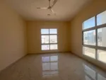 فيلا للايجار في الزاهية ٥ عرف مع غرفة خادمه : Image 3