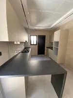 Villa for sale in a prime location 1.75 M : Image 2