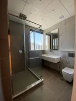 Villa for sale in a prime location 1.75 M : Image 5