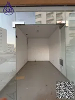 محل تجاري للايجار ب13 الف بمنطقة الروضة 2 عجمان : Image 4