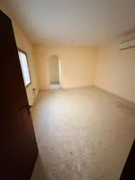 Great location - 7 rooms - separate annex : Image 2