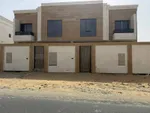 للبيع فلتين متلاصقات بمنطقة الحوشي ضاحية البديع الشارقة : Image 1