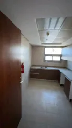 دخل عالي - موقف سياره-سعر ممتاز : Image 2