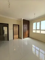 مجمع داخل ابو ظبي : Image 5