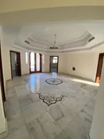 للبيع فيلا بمنطقة الطرفا ضاحية مغيدر الشارقة : Image 2