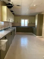 للبيع فيلا بمنطقة الطرفا ضاحية مغيدر الشارقة : Image 7