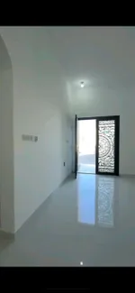 BHK in ryadh city abu renting for Families only yearly payment 80000 : Image 3