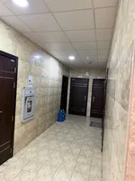 للبيع بناية سكنية تجارية بمنطقة الفلاح تجارية مويلح الشارقة : Image 3