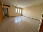 فيلا للايجار السنوى بميسلون الشارقة - 4 غرف و5 حمامات : Image 3