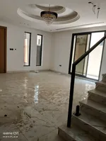 فيلا مع مسبح للبيع شامل رسوم التسجيل والكهرباء والمياه : Image 4