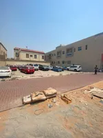 أرض بموقع استراتيجي يجمع بين القيمة الاستثمارية والموقع الحيوي أول قطعة علي شارع غرناطة : Image 3