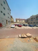 أرض بموقع استراتيجي يجمع بين القيمة الاستثمارية والموقع الحيوي أول قطعة علي شارع غرناطة : Image 4