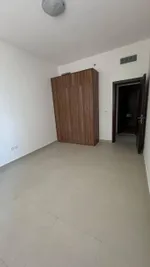 أول ساكن | إطلالة رئيسية | طابق مرتفع| قريه الاميرة : Image 4