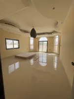 For sale a villa in Shagrafa 2, Al Rahmaniya suburb, Sharjah : Image 7