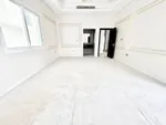 For rent, a villa for the first resident with central air conditioning in Ajman, Al Yasmeen area consists of 5 master rooms, a majlis, a hall with bathrooms, a maid's room and a large basic kitchen at a snapshot price of only 100,000 and payment faci : Image 3
