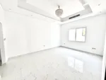 For rent, a villa for the first resident with central air conditioning in Ajman, Al Yasmeen area consists of 5 master rooms, a majlis, a hall with bathrooms, a maid's room and a large basic kitchen at a snapshot price of only 100,000 and payment faci : Image 8