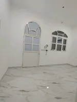 📢 للإيجار شقة VIP عائلية بمدخل خاص تتكون من غرفة وصالة ومطبخ وحمام، نظيفة جداً وبديكورات مميزة ضمن فيلا هادئة وراقية.

📍 الموقع العقابية – قريب من منطقة المدارس

💰 سعر الإيجار 2500 درهم شهرياً

✅ شامل بالكامل 💧 ماء + ⚡ كهرباء + 🌐 إنترنت + 🛠️ صيانة

☎ : Image 4