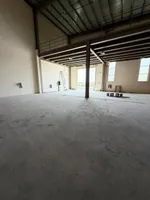 New Warehouse for Annual rent in Al Jerf Industrial - Ajman First Tenant Location Al Jerf Industrial Area Condition Brand New (First Tenant) Size 3400 SqFt. Annual rent AED140000 (4 payments) Discounted to AED120000 Security Deposit 5% Refundable) De : Image 2