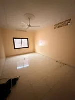 ✨ فيلا للبيع في القوز – الشارقة | 5 غرف و3 ماستر مع ملحق خلفي : Image 3