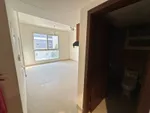 First resident studio in a new building for annual rent : Image 2