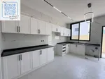 فيلا فاخرة جاهزة للسكن في الحليو 2 | موقع مميز وسعر استثنائي : Image 5