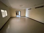 Luxury villa for annual rent in Al Barashi area 5 bedrooms : Image 7