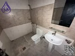 شقة غرفة وصالة مع بلكونه نظيفة جدا للايجار السنوي علي شارع الشيخ عمار : Image 4