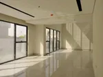 For Sale Villa in Khalifa City, Abu Dhabi : Image 7