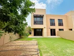 For Rent Villa in Al Zahia, Sharjah : Image 1